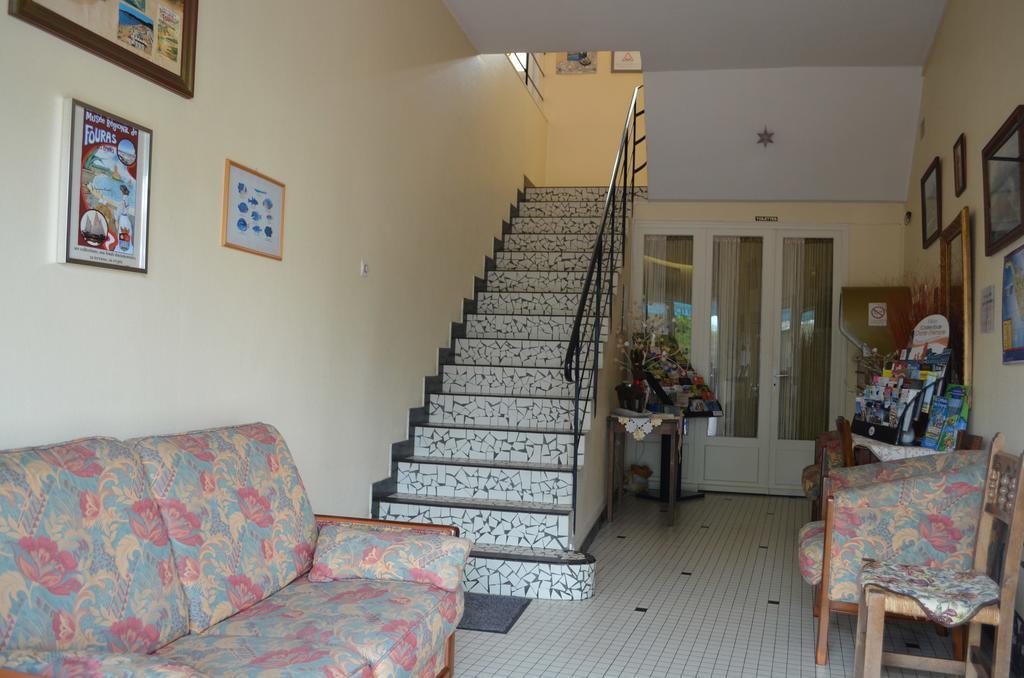 Hôtel de L'Arrivée Fouras Esterno foto