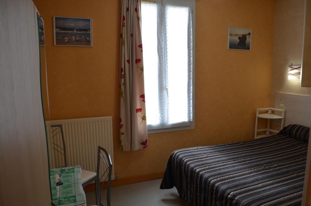 Hôtel de L'Arrivée Fouras Esterno foto